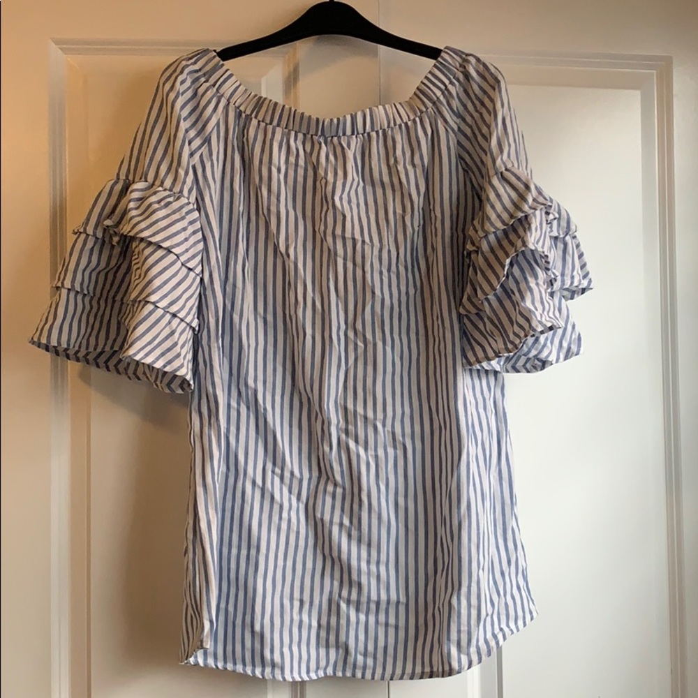Blue and white top